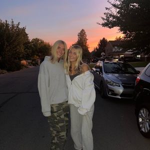 Meet your Posher, Elle